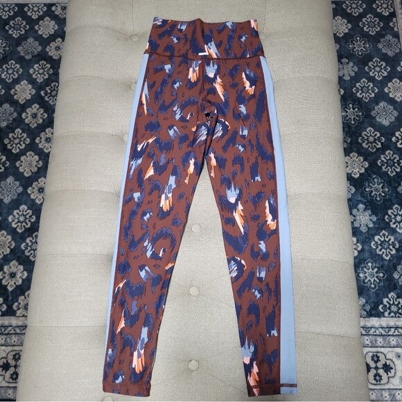Aerie Chill Play Move Activewear Leggings Leopard Cheetah Print Women's Small - Picture 4 of 10